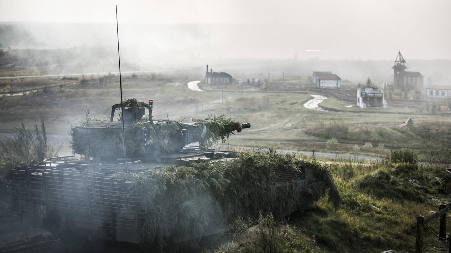 Von Deutschlands Rüstungsaufträgen profitiert vor allem der Konzern Rheinmetall, der auch den Schützenpanzer Puma herstellt