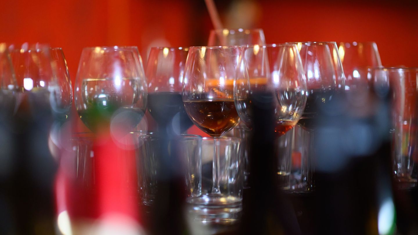 Die Ermittlungen zu dem Vorfall dauern an. (Symbolbild) Foto: Robert Michael/dpa