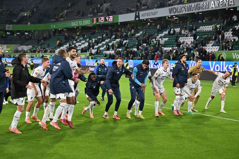 Hoffenheimer Jubel in Wolfsburg. Foto: Swen Pförtner/dpa