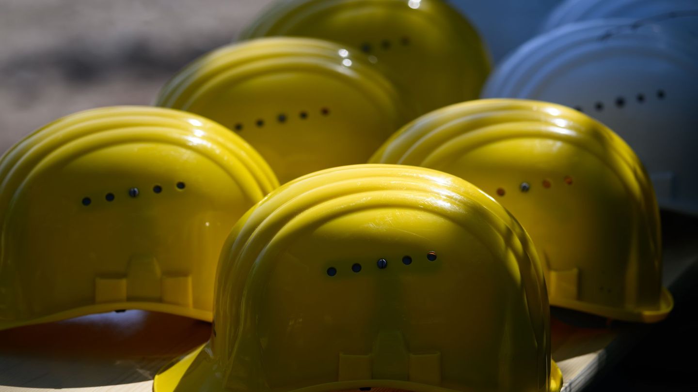 Auch im Bauhauptgewerbe stieg der Geschäftsklimaindex deutlich. Foto: Robert Michael/dpa/dpa-tmn