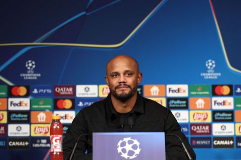 Vincent Kompany will das Duell in Paris gewinnen. Foto: Franck Fife/AFP/dpa