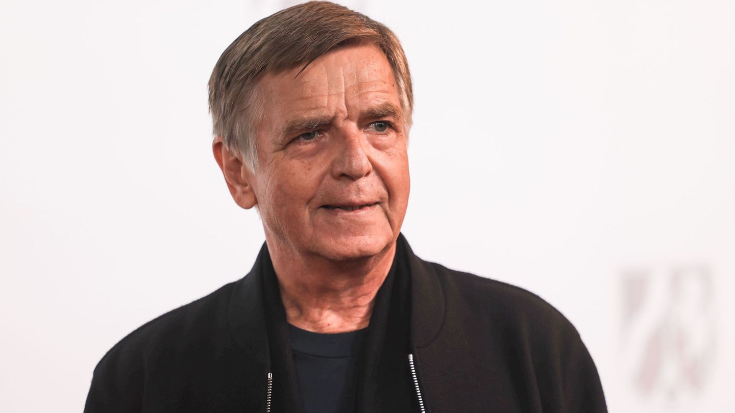 Gursky wird unter anderem als "Ikone der Gegenwartskunst" geehrt. (Archivbild) Foto: Oliver Berg/dpa