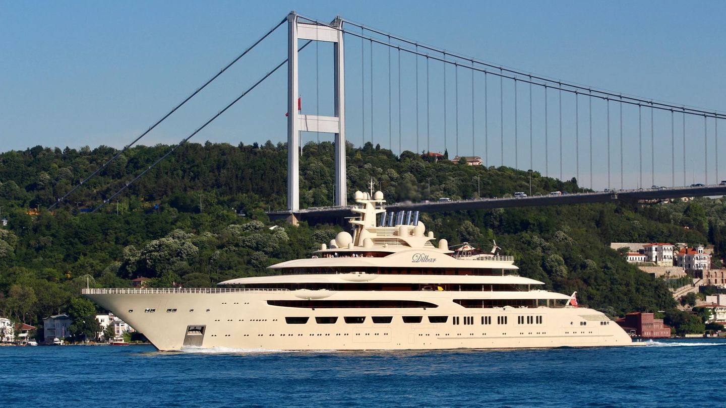 Eine Yacht für Oligarchen: die Dilbar im Jahr 2019