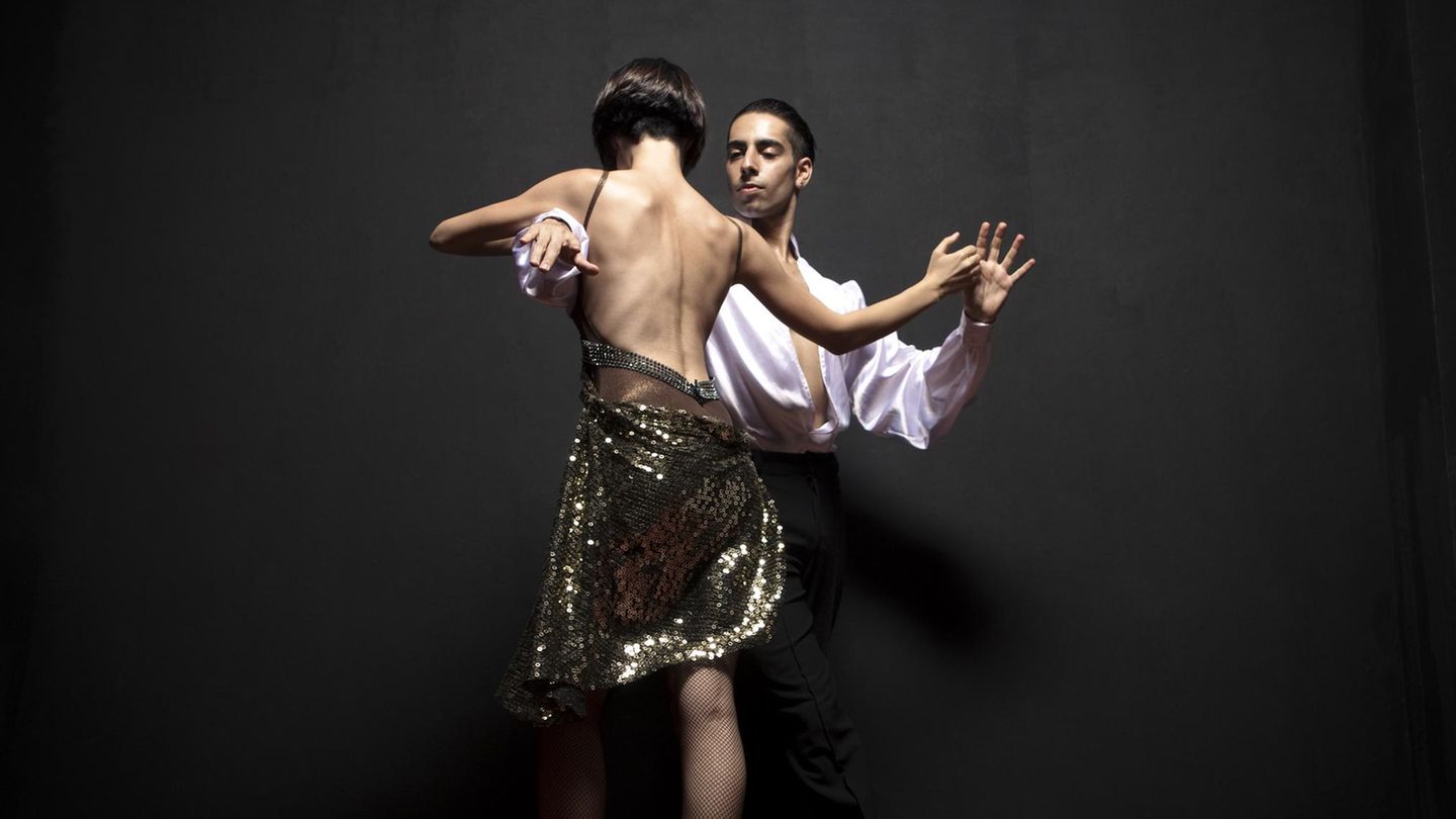 ein Tango tanzendes Paar – ohne Eifersucht