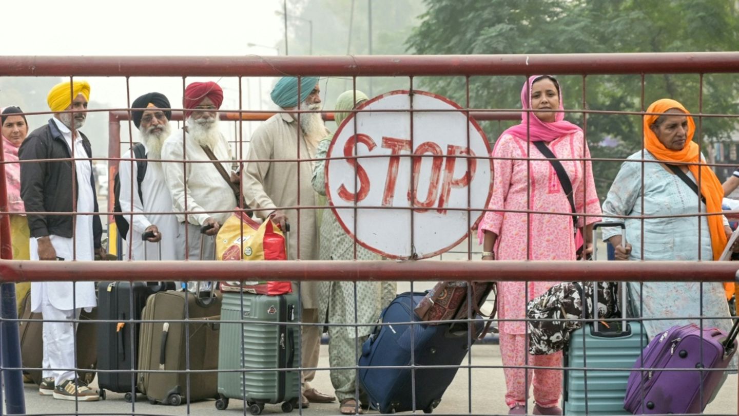 Die Grenze zwischen Wagah und Attari