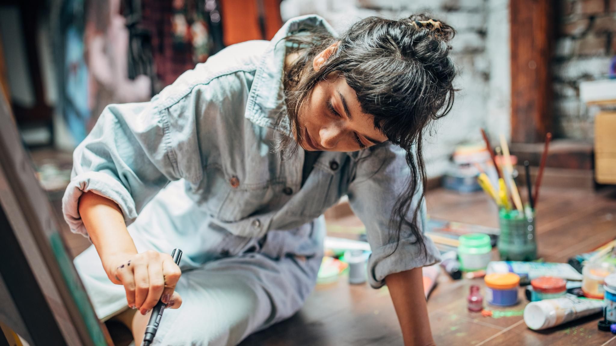 Kunst vom Hausarzt: "Soziale Rezepte" sollen dem Wohlbefinden dienen – das kann ein Malkurs sein  