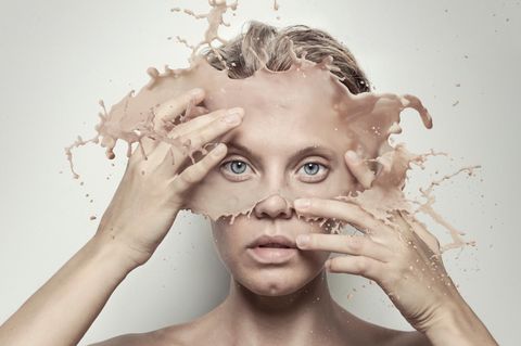 Thema Ozempic-Face: Bildmontage einer Frau