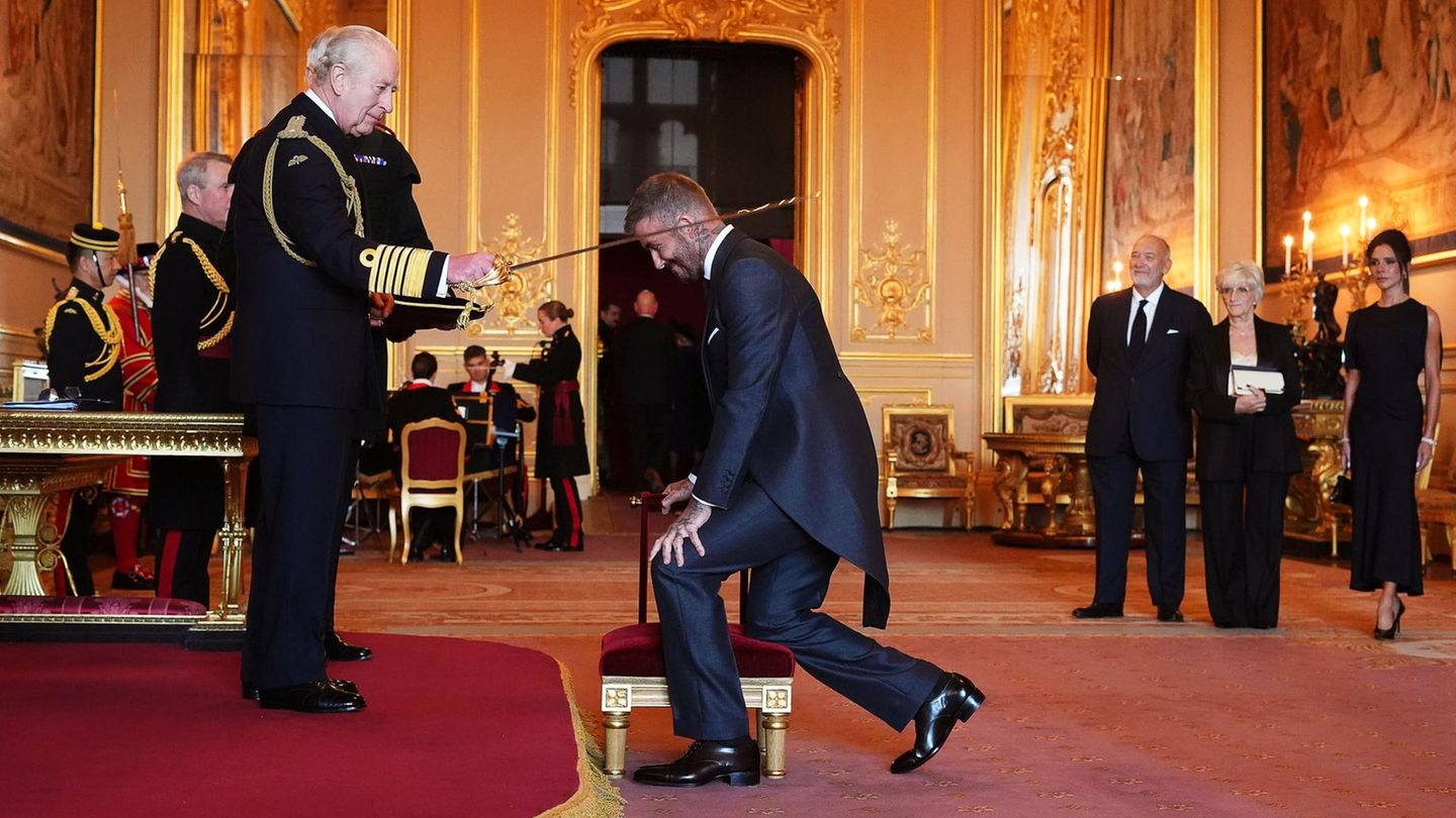 Geadelt: Endlich ein Sir: Wie David Beckham zum Ritter geschlagen wurde