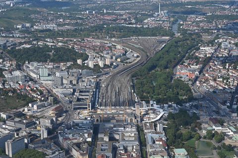 Auf den Gleisflächen, die nach der Inbetriebnahme von Stuttgart 21 nicht mehr gebraucht werden, will die Stadt Stuttgart ein neu