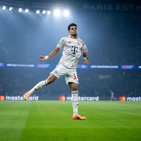 Bayern München Diaz