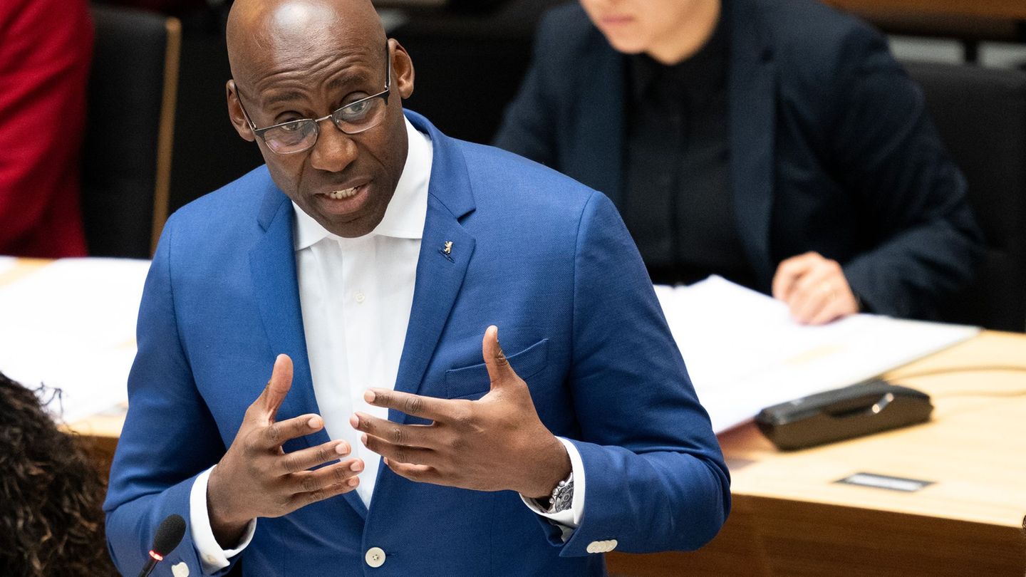 Grüne und Linke kündigen Untersuchungsausschuss zur Vergabe von Fördergeld für Projekte gegen Antisemitismus durch die Senatskul