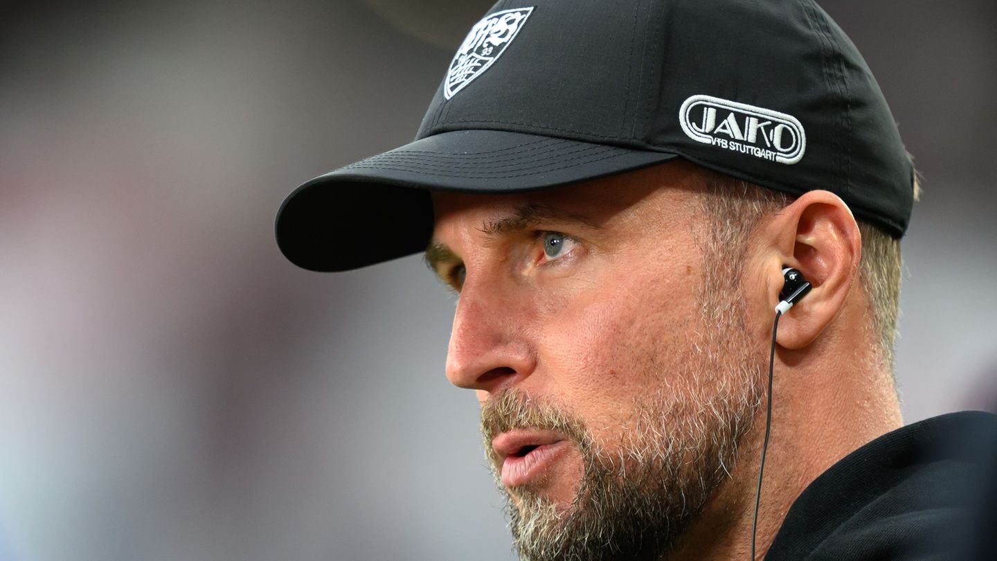 Sebastian Hoeneß strebt in der Europa League gegen Rotterdam mit dem VfB Stuttgart einen wichtigen Sieg an. Foto: Hendrik Schmid