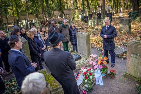 Berlins Regierender Bürgermeister Kai Wegner (CDU) erinnerte an Margot Friedländer. Foto: Michael Kappeler/dpa
