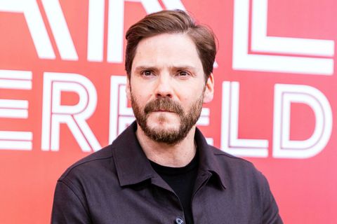 Schauspieler Daniel Brühl steht vor seinem nächsten Regieprojekt (Archivbild). Foto: Carsten Koall/dpa