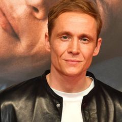 Matthias Schweighöfer auf dem roten Teppich der Premiere von "Das Leben der Wünsche" in München.