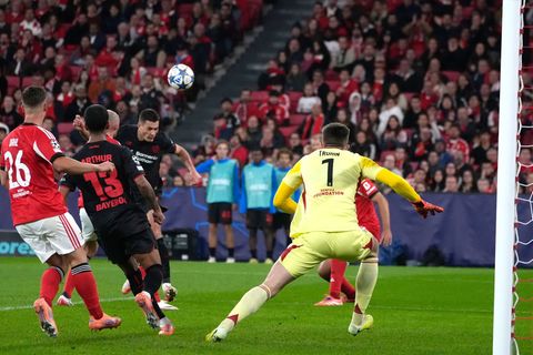 Patrik Schick köpft zum 1:0. Foto: Ana Brigida/AP/dpa