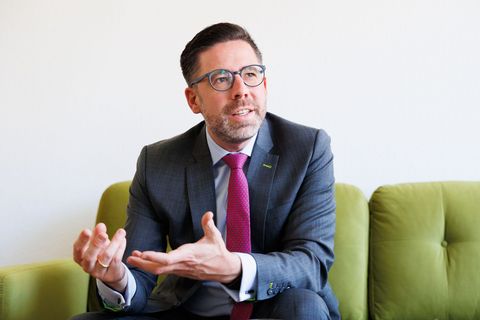 Der rheinland-pfälzische Justizminister Philipp Fernis (FDP) bringt drei ganz unterschiedliche Themen für die Justizministerkonf