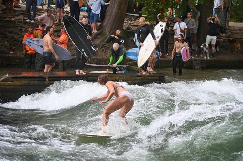 "Das darf so nicht bleiben": Kickstart von Münchener Eisbachwelle schlägt fehl