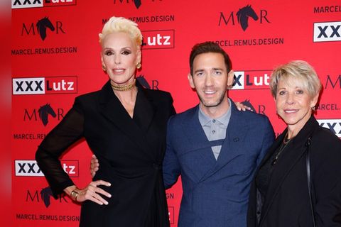 Brigitte Nielsen (li.) mit Marcel Remus und seiner Mutter Silke.