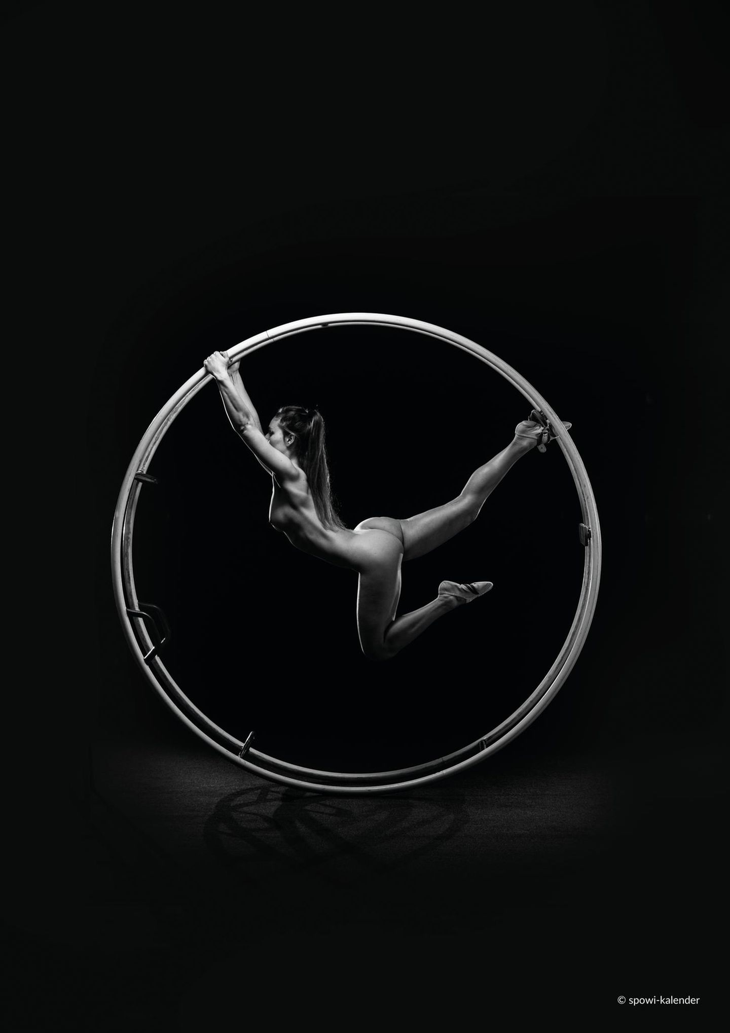 Das Turnen am Rhönrad wurde erst 1959 im Deutschen-Turner-Bund als Disziplin mit aufgenommen 