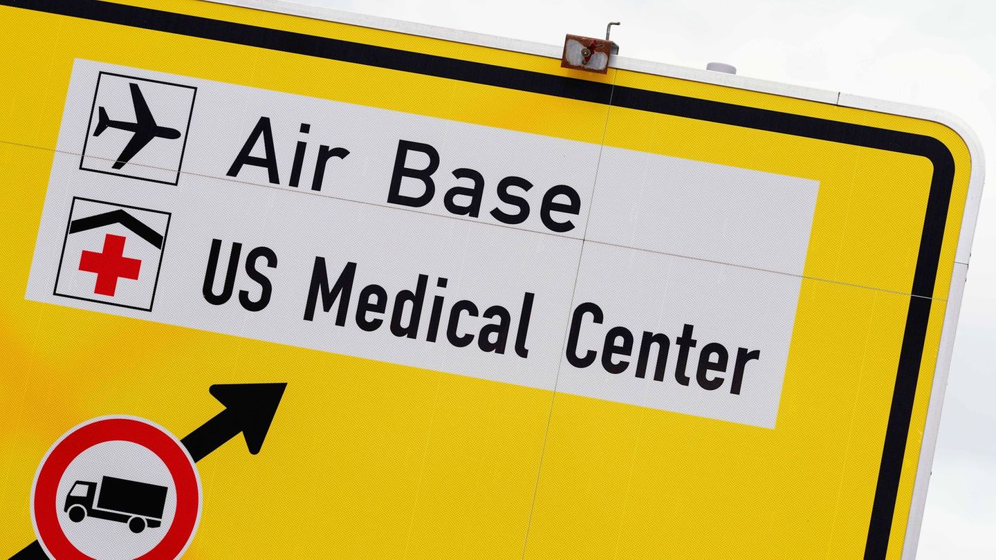 Die Gehälter für Zivilbeschäftigte der US-Streitkräfte sind auch im November gesichert. (Symbolbild) Foto: Uwe Anspach/dpa