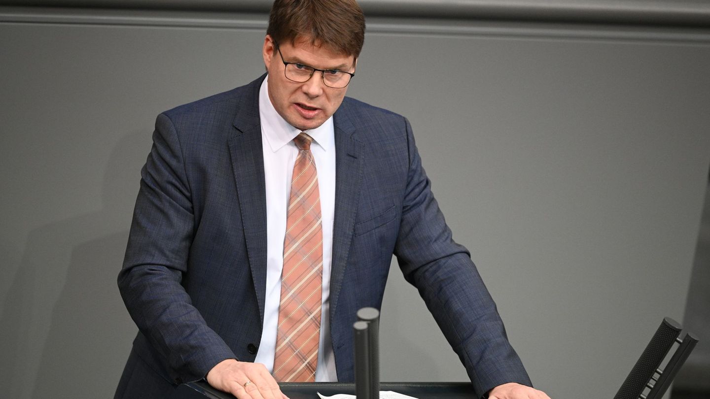 Der AfD-Abgeordnete Steffen Kotré war auch schon in der Talkshow von Moskaus TV-Propagandist Solowjow zugeschaltet. (Archivbild)