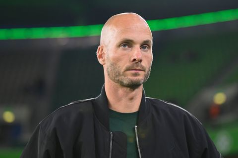 Wolfsbur-Trainer Paul Simonis. Foto: Swen Pförtner/dpa