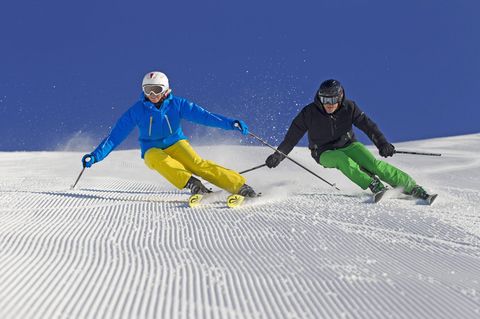 Schneesicher mit ausgelassenem Aprés-Ski, aber auch nichts für Wintersportler mit schmalem Budget. Obertauern liegt auf 1600 bis 2300 Metern Höhe und eignet sich für alle Fahrniveaus. Ein Skipass für einen Tag kostet 69,50 Euro, die Unterkunft 244 Euro, in der Nebensaison rund 170 Euro. Tageskosten: 276,50 Euro