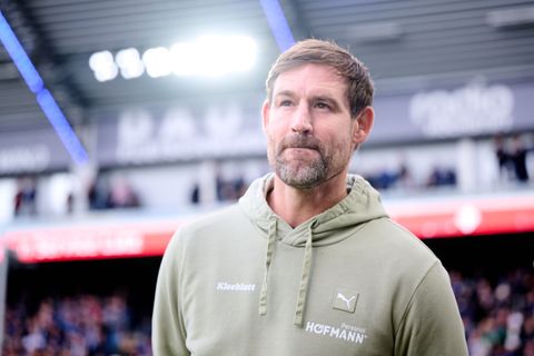 Trainer Thomas Kleine steht in Fürth unter Druck. (Archivbild) Foto: Bernd Thissen/dpa