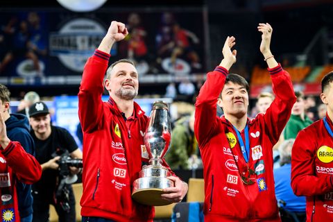 Gewann mit Düsseldorf schon dreimal das Triple: Trainer Danny Heister (links, Archivbild) Foto: Tom Weller/dpa