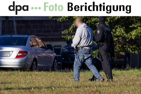 Der Waffenfund in Wien steht im Zusammenhang mit den Ermittlungen zu den Festnahmen in Berlin. (Archivbild) Foto: Philipp von Di