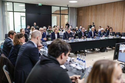 Historische Sitzung: Es handelte sich um die erste Online-Petition, die im Ausschuss verhandelt wurde. Foto: Christoph Schmidt/d