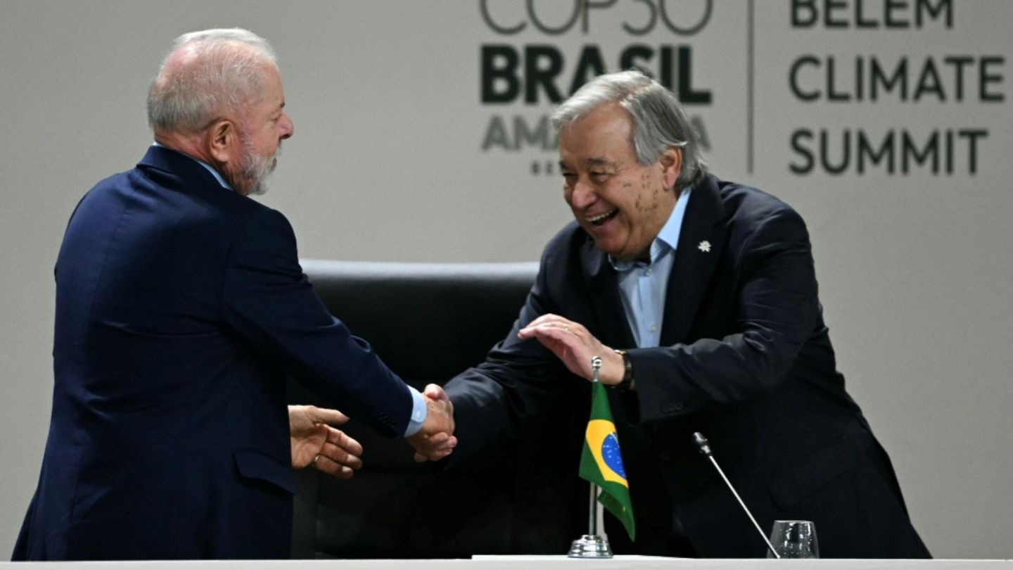 Lula (l.) und Guterres bei dem Gipfel in Belém