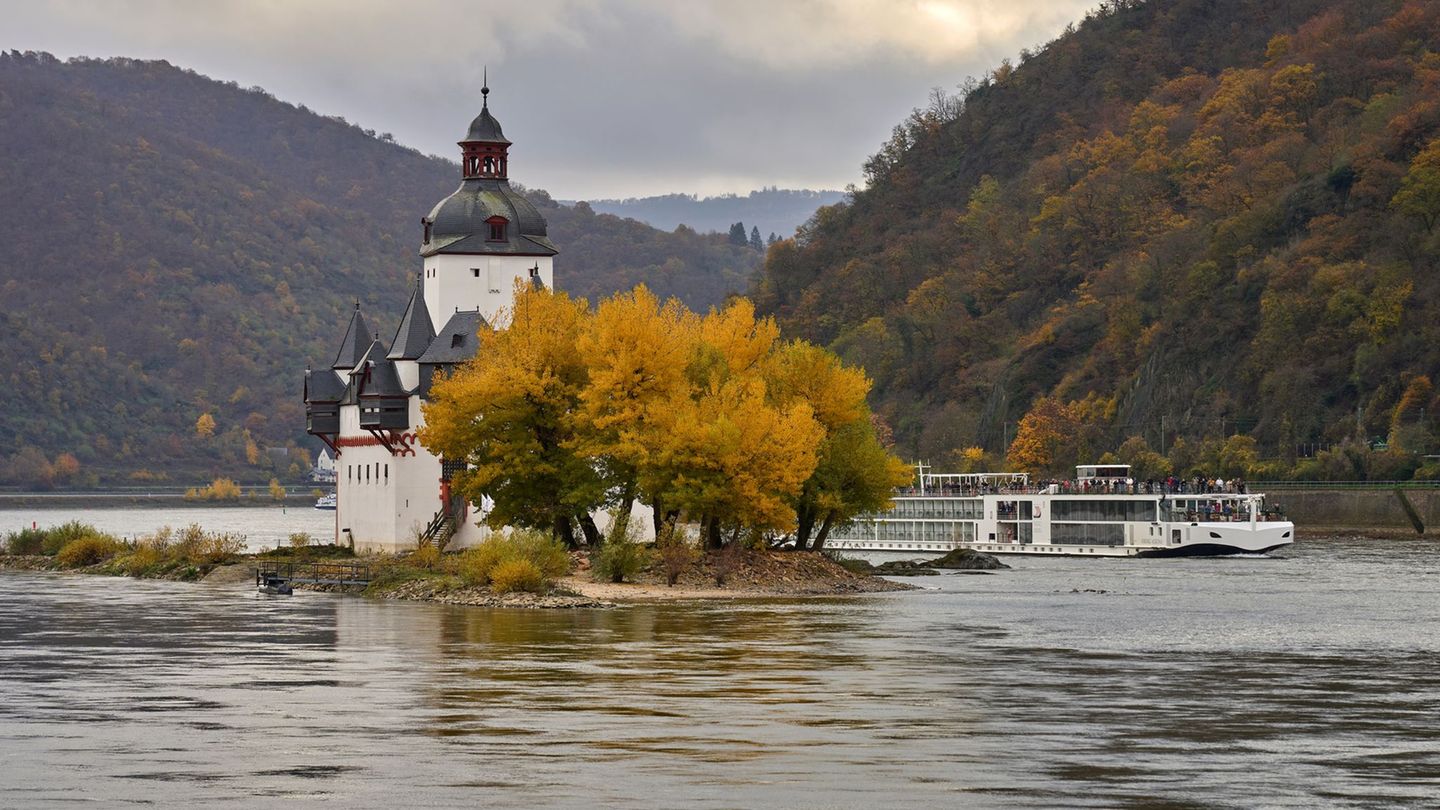 Wetteraussichten: Ruhiges Herbstwetter – Wochenende startet trocken und trüb