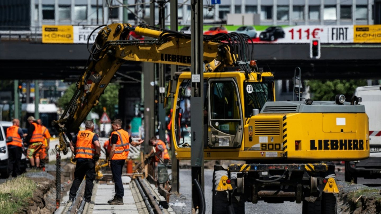 Bagger auf Baustelle