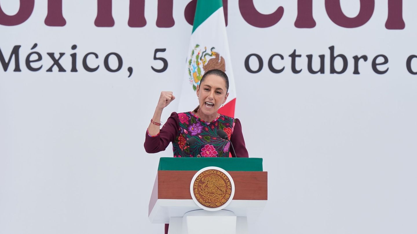 Mexikos erste Präsidentin will mehr gegen sexuelle Belästigung tun. (Archivbild) Foto: Fernando Llano/AP/dpa