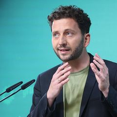 Grünen-Chef Felix Banaszak