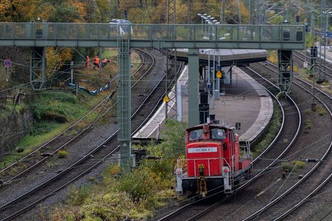Auch der Bahnhof Haan-Gruiten soll modernisiert werden. Seit Jahren hat er die Qualitätsstufe "nicht tolerierbar". Foto: Rolf Ve