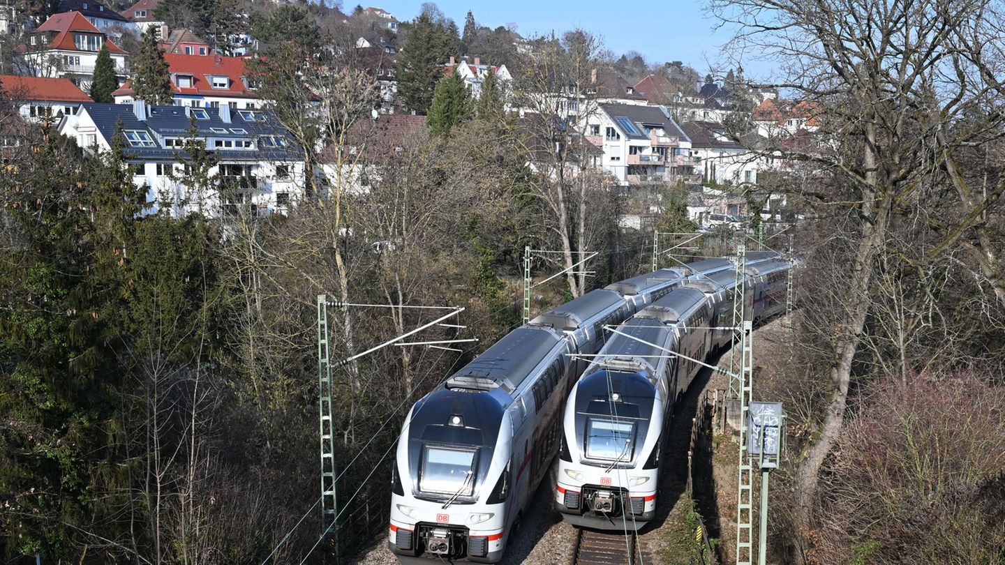 Erneut Beeinträchtigungen bei der Gäubahn. (Archivbild) Foto: Bernd Weißbrod/dpa