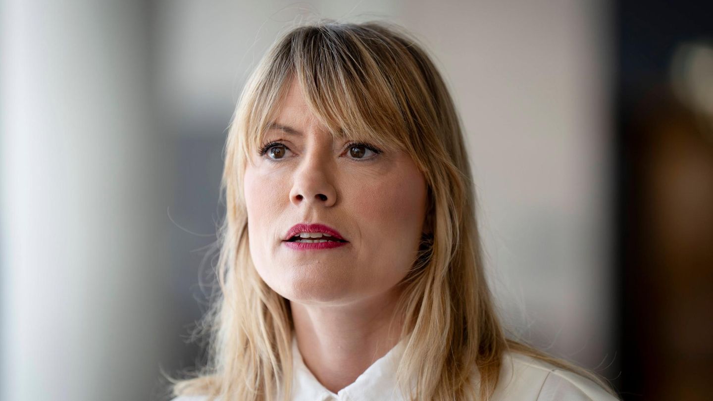 Bei der Wahl im Bundestag von der Union abgelehnt: Clara Bünger von der Linken