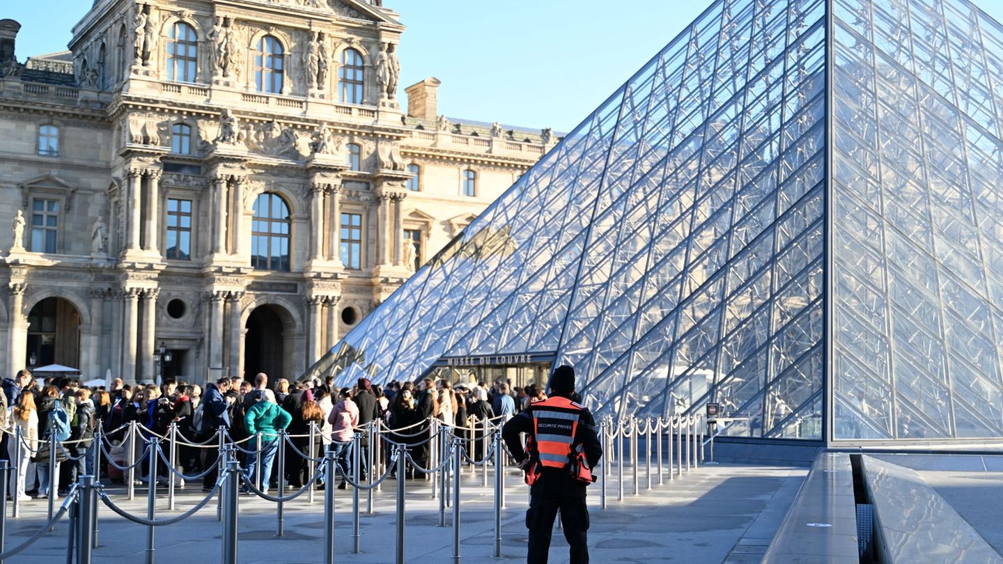 nach-louvrediebstahl-krone-der-kaiserin-eug-nie-soll-in-den-louvre-zur-ck