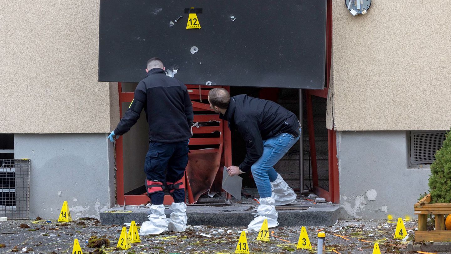 Die Polizei geht von einer vorsätzlichen Tat aus. Foto: Helmut Fricke/dpa