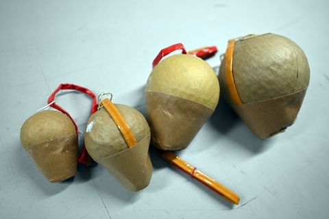 An Silvester war ein Mann in Geseke beim Hantieren mit einer Kugelbombe gestorben. (Symbolbild) Foto: Federico Gambarini/dpa