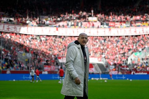 Er setzt auch am Samstag auf die Unterstützung der Fans: Kaiserslauterns Coach Torsten Lieberknecht. Foto: Anke Waelischmiller/d