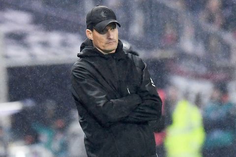 Selbstkritischer Trainer: St. Paulis Alexander Blessin. Foto: Daniel Bockwoldt/dpa