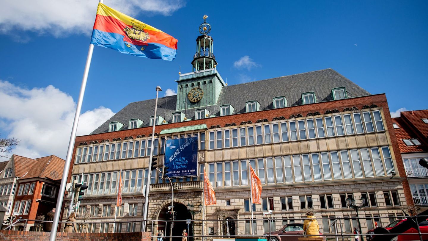 Staatsanwaltschaft ermittelt: Korruptionsverdacht - Stadt Emden stellt Mitarbeiter frei