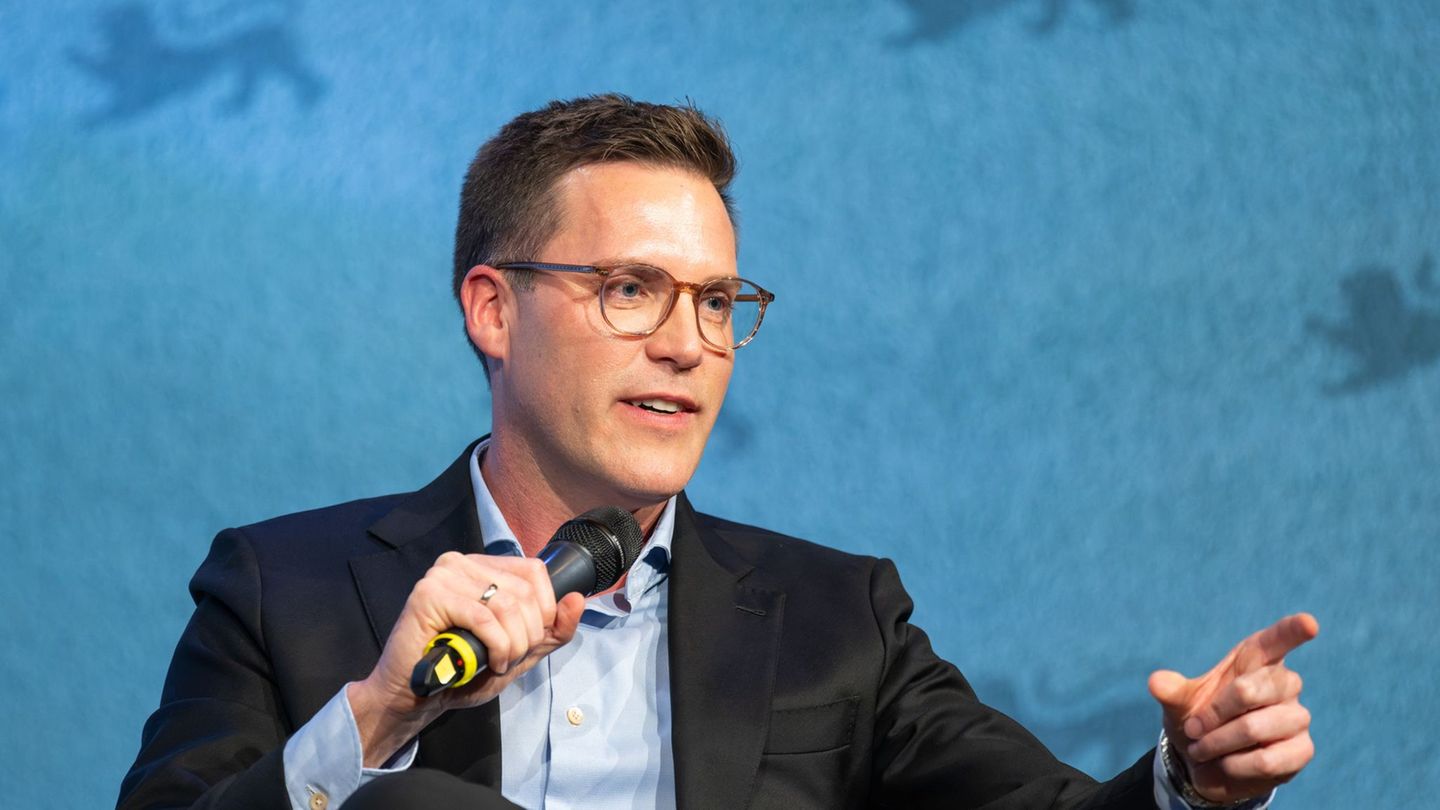 Syrer sollten ihr Heimatland aus Sicht von CDU-Landeschef Manuel Hagel wiederaufbauen. Foto: Silas Stein/dpa