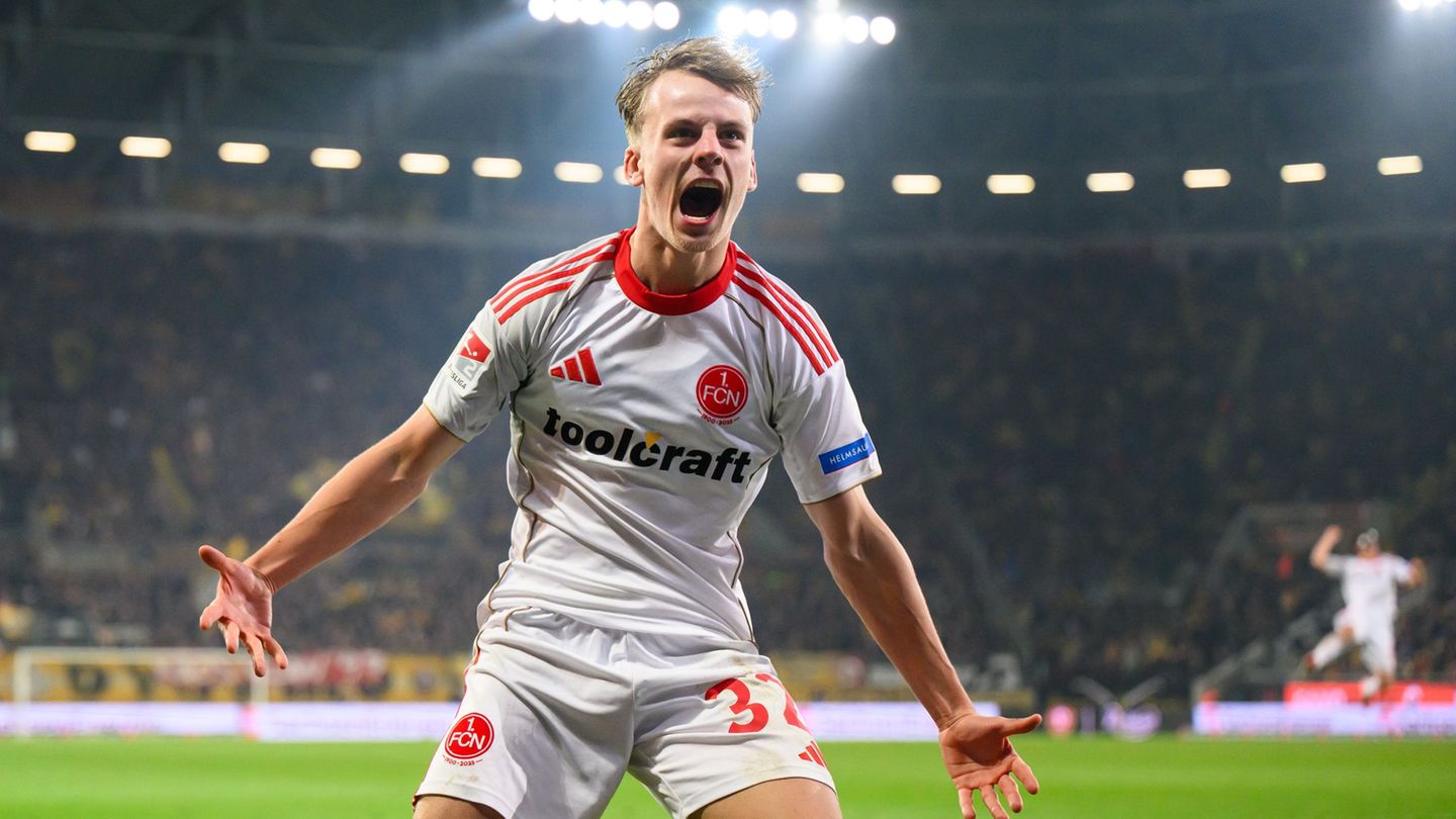 2-Fu-ball-Bundesliga-N-rnberg-trifft-nach-14-Sekunden-und-klettert-weiter