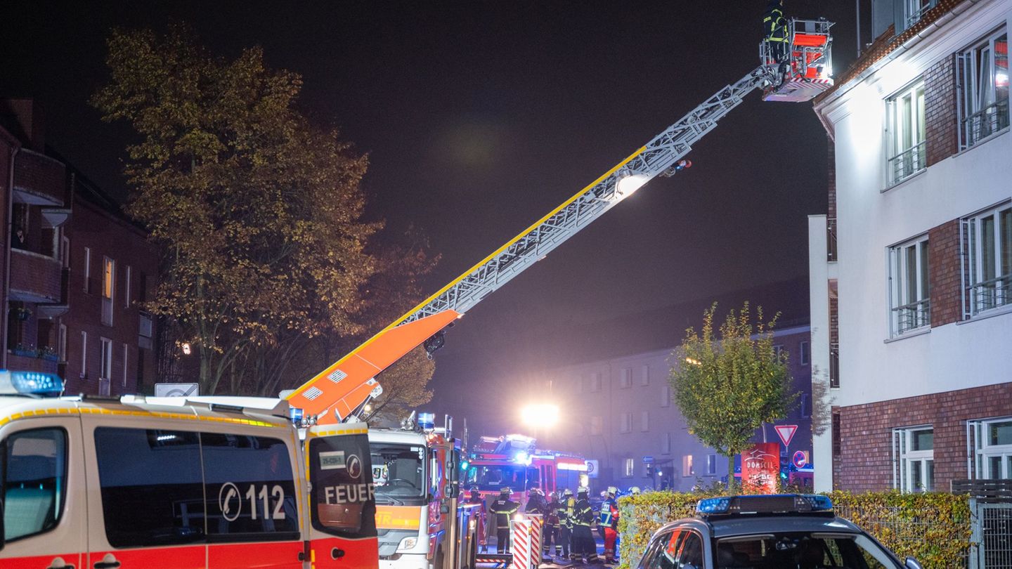 Warum es zu dem Brand in dem Patientenzimmer kam, war noch unklar. Foto: René Schröder/NEWS5/dpa