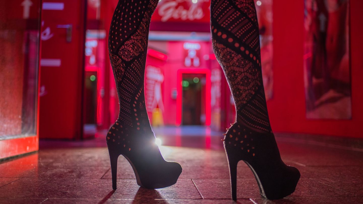 Am Landgericht Bielefeld beginnt jetzt ein Prozess gegen eine Schleuserbande, die Frauen aus Thailand geholt haben. (Archivbild)